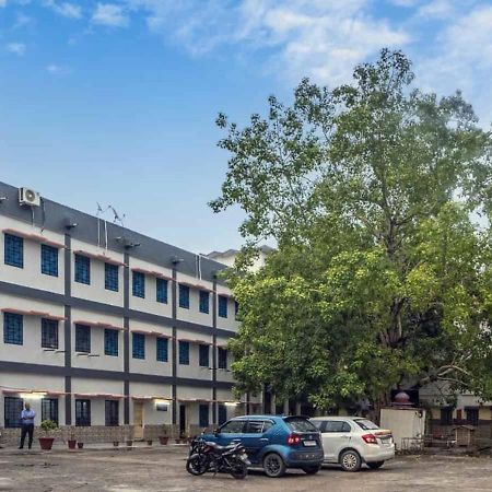 Devdarshan Hotel & Restaurant Udajpur Zewnętrze zdjęcie