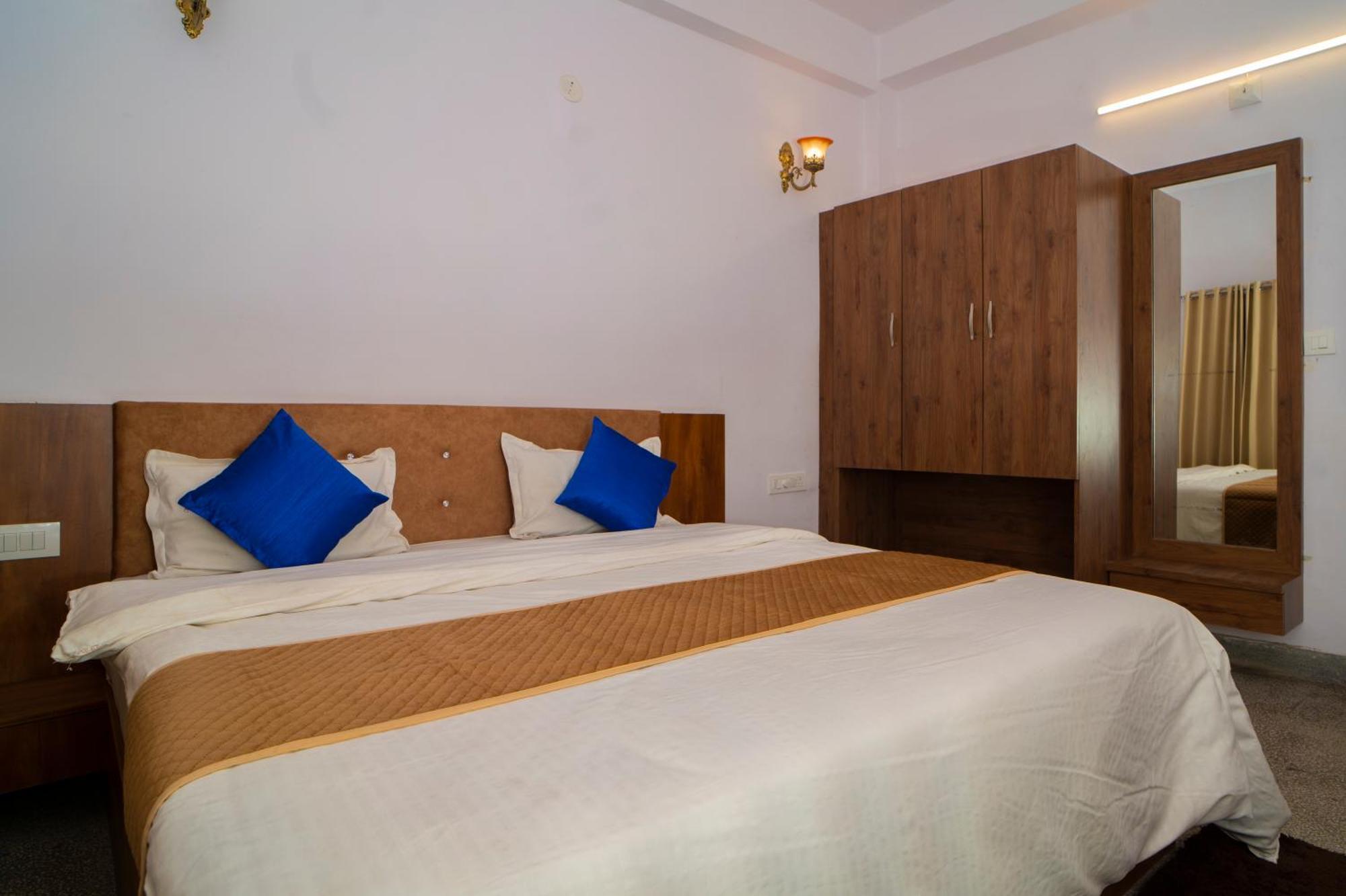 Devdarshan Hotel & Restaurant Udajpur Zewnętrze zdjęcie
