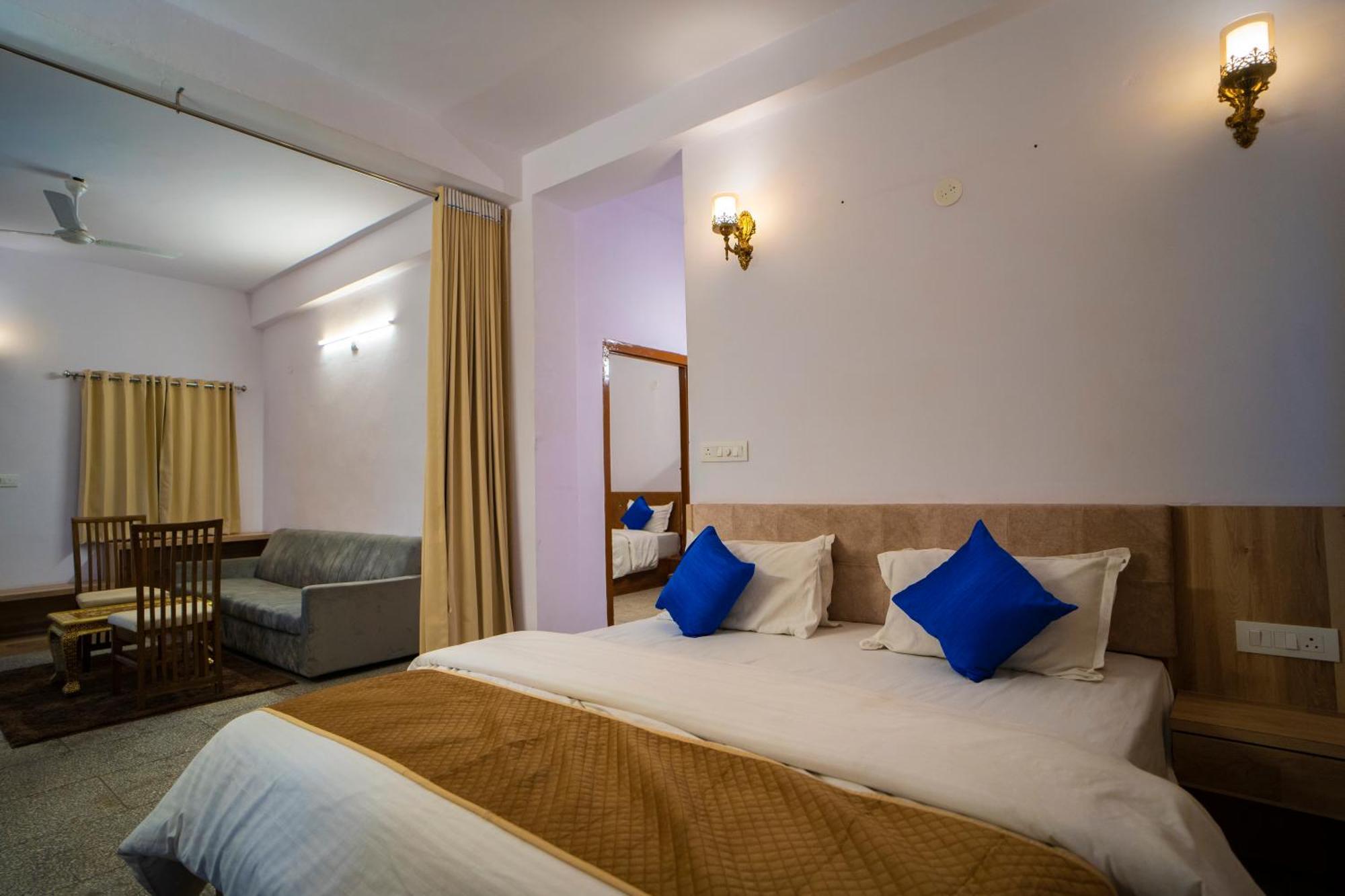 Devdarshan Hotel & Restaurant Udajpur Zewnętrze zdjęcie