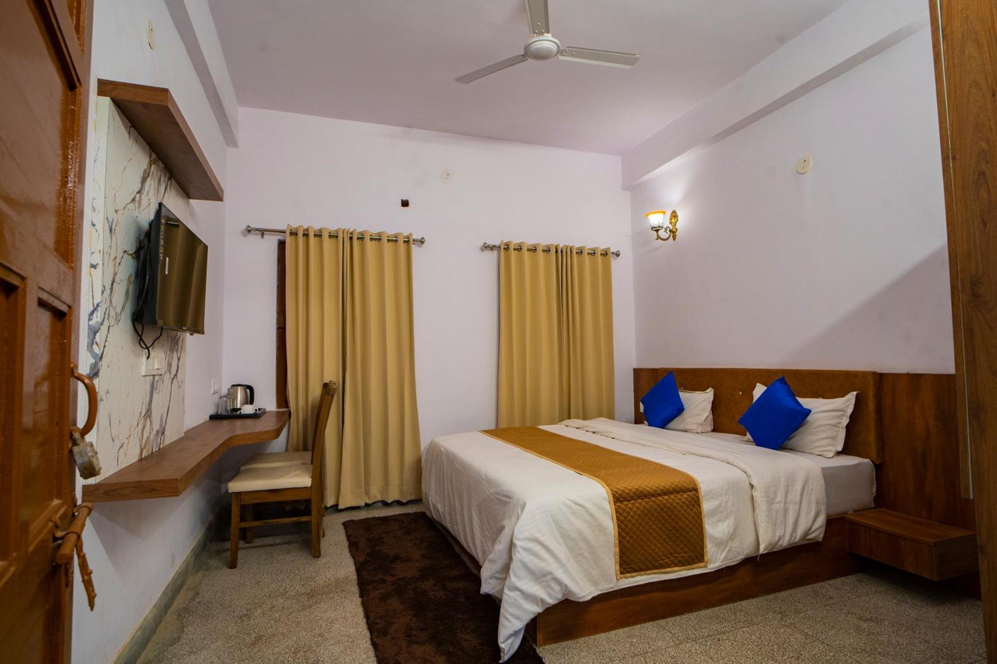 Devdarshan Hotel & Restaurant Udajpur Zewnętrze zdjęcie