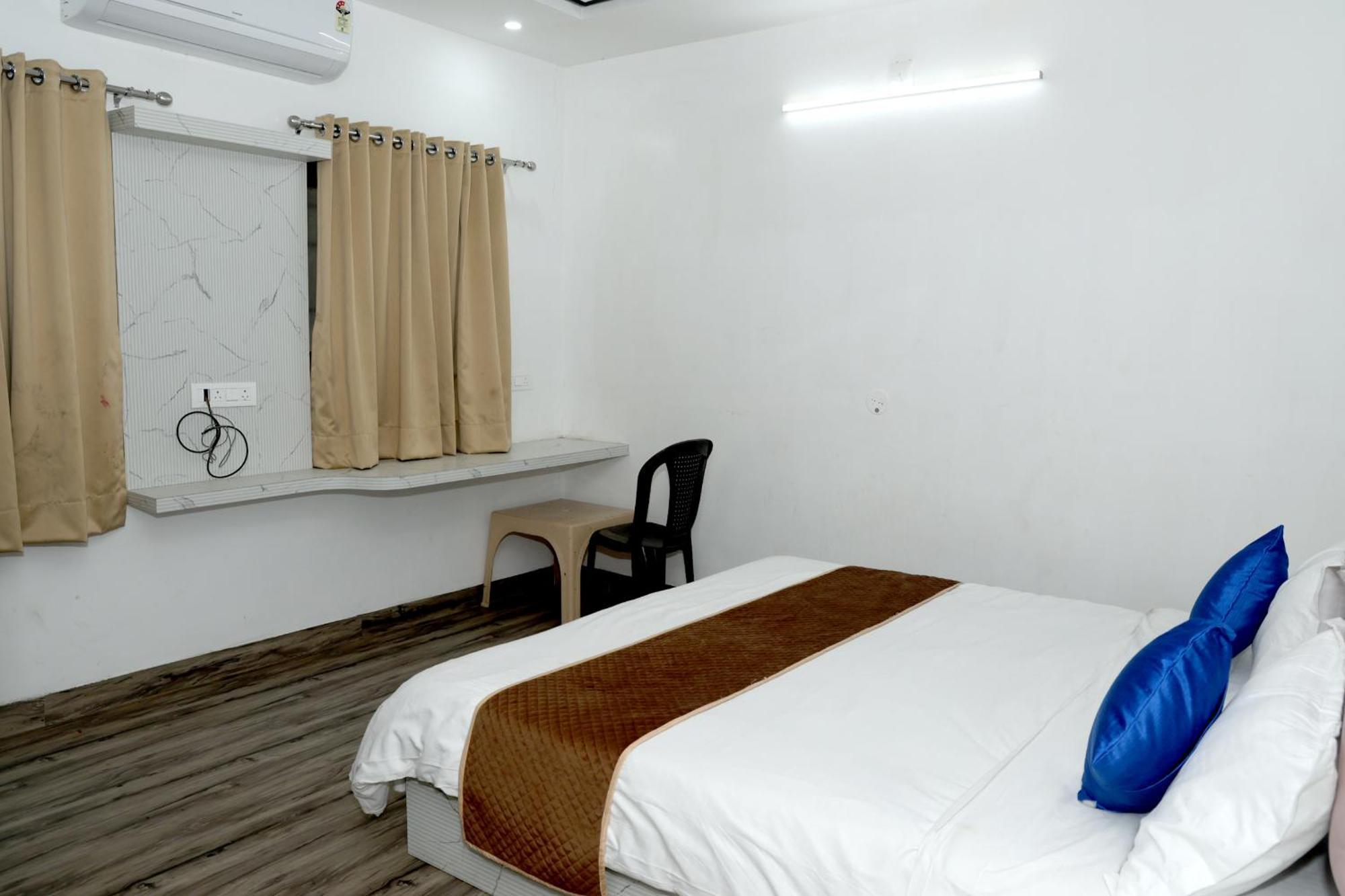 Devdarshan Hotel & Restaurant Udajpur Zewnętrze zdjęcie