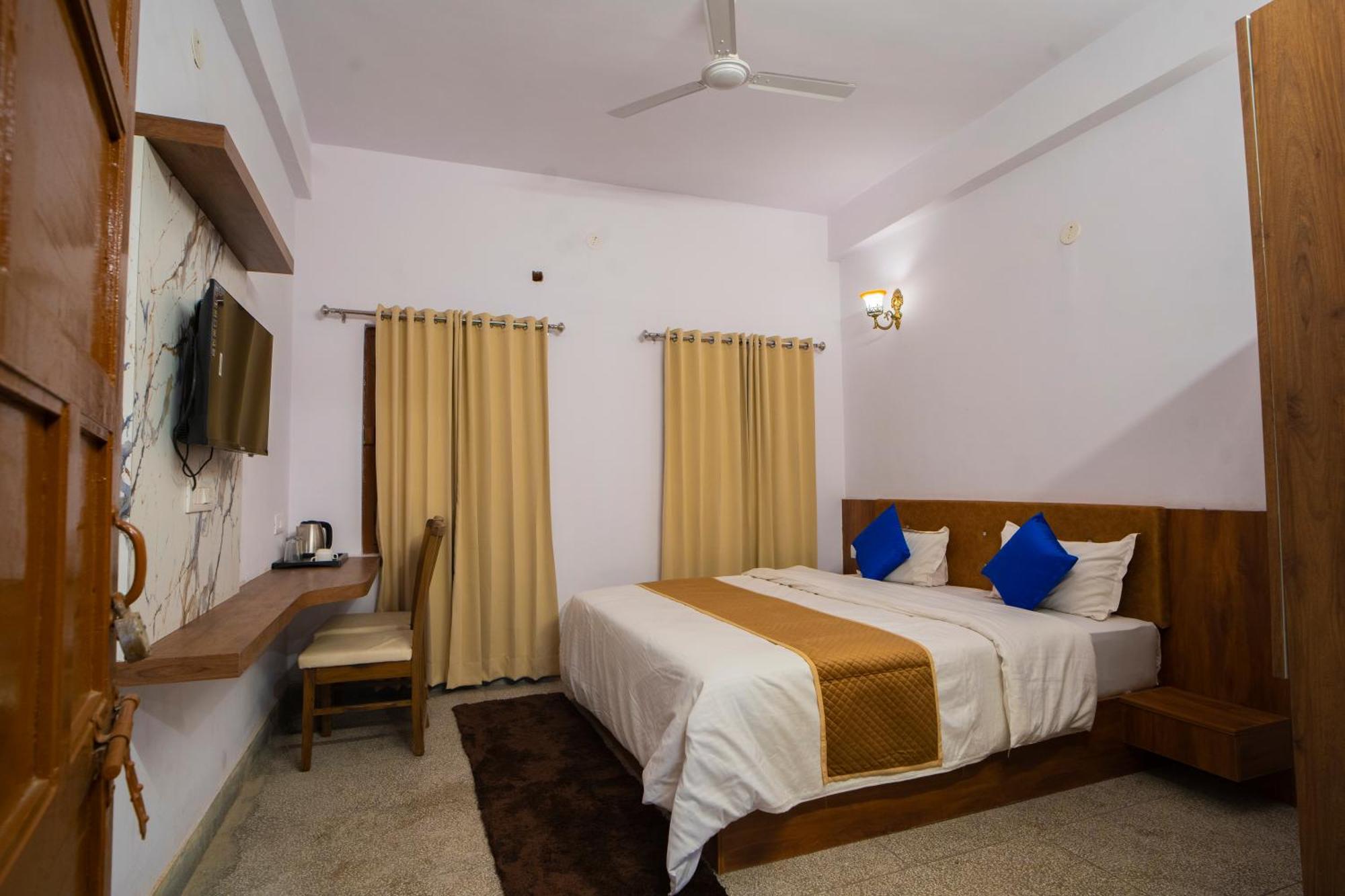 Devdarshan Hotel & Restaurant Udajpur Zewnętrze zdjęcie
