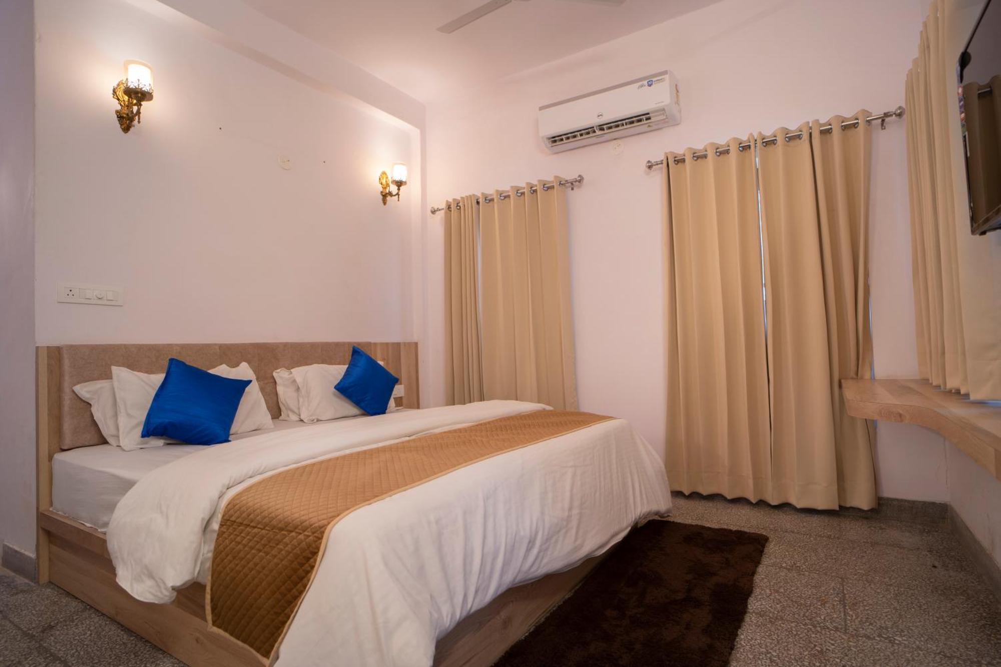 Devdarshan Hotel & Restaurant Udajpur Zewnętrze zdjęcie