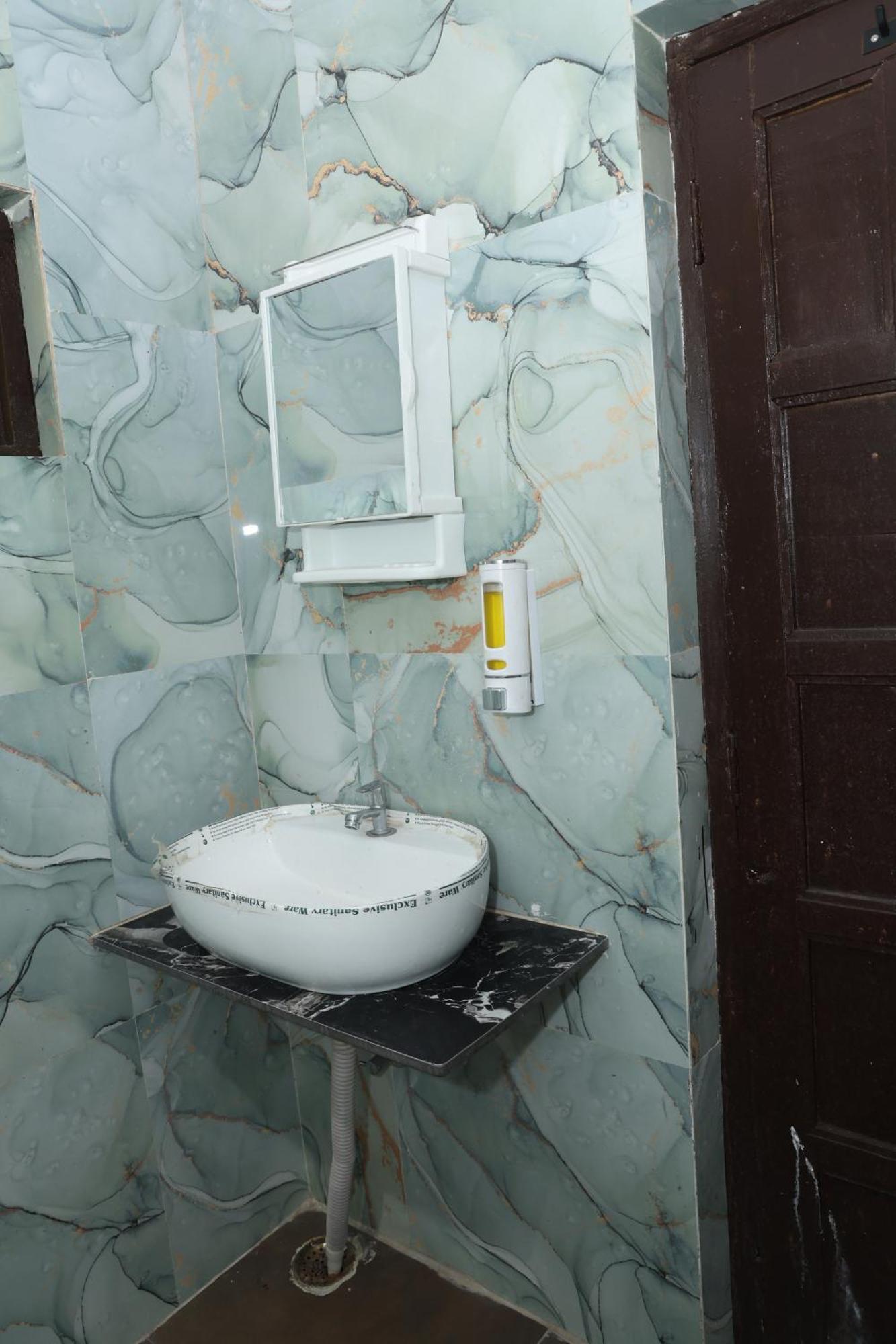 Devdarshan Hotel & Restaurant Udajpur Zewnętrze zdjęcie