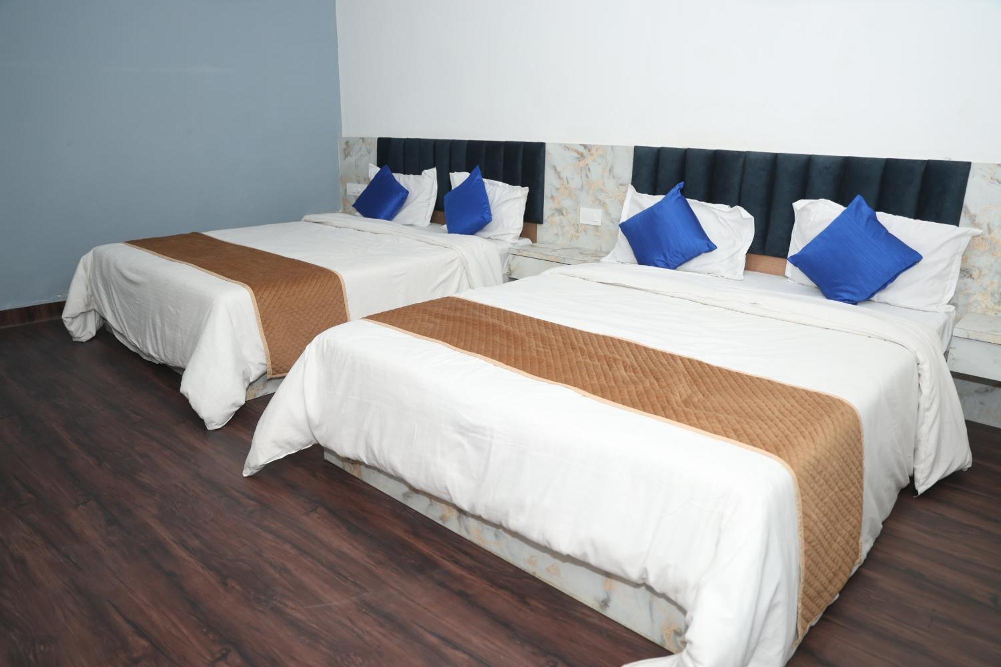 Devdarshan Hotel & Restaurant Udajpur Zewnętrze zdjęcie