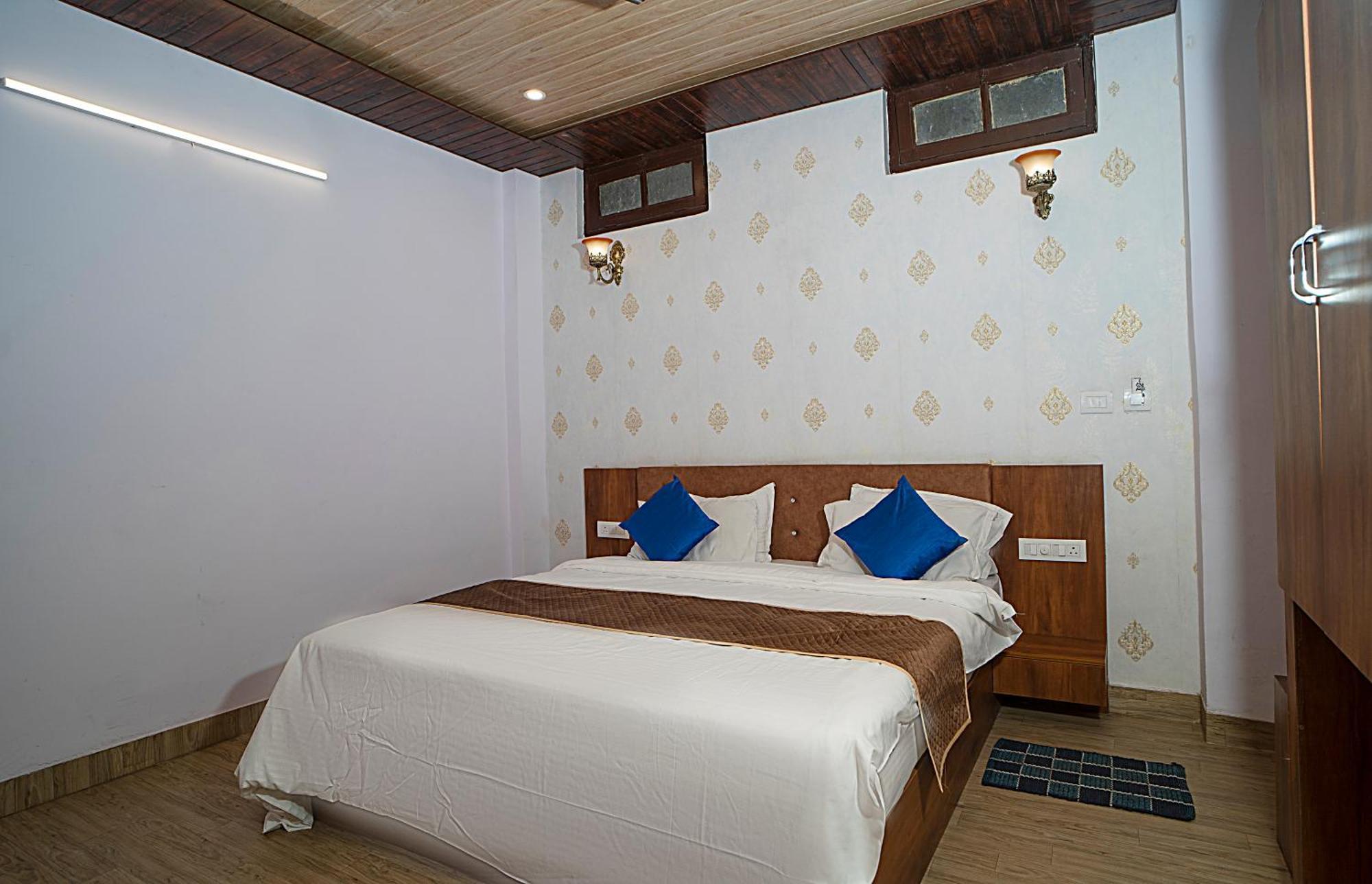 Devdarshan Hotel & Restaurant Udajpur Zewnętrze zdjęcie