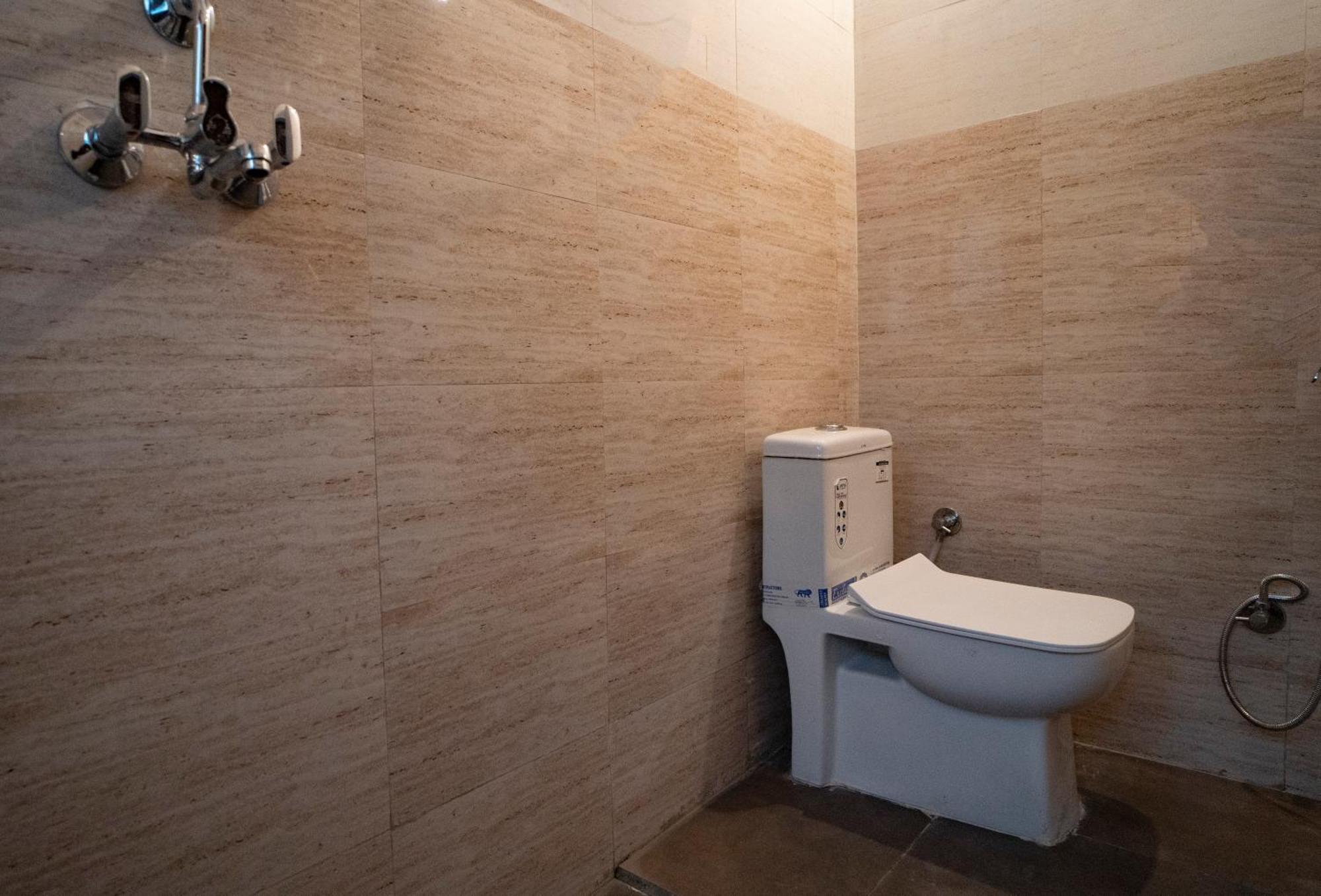 Devdarshan Hotel & Restaurant Udajpur Zewnętrze zdjęcie