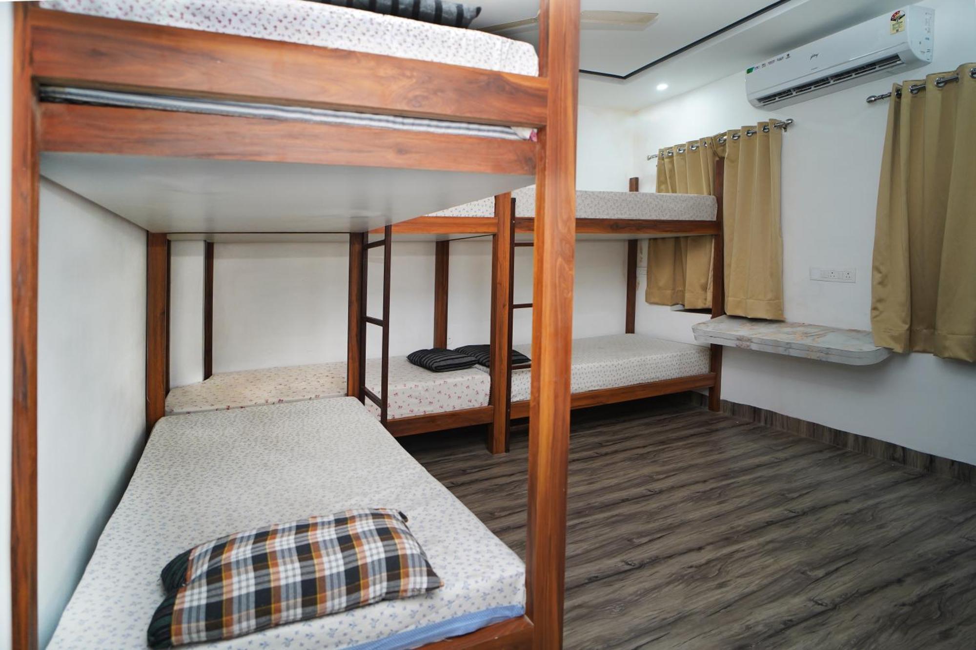 Devdarshan Hotel & Restaurant Udajpur Zewnętrze zdjęcie